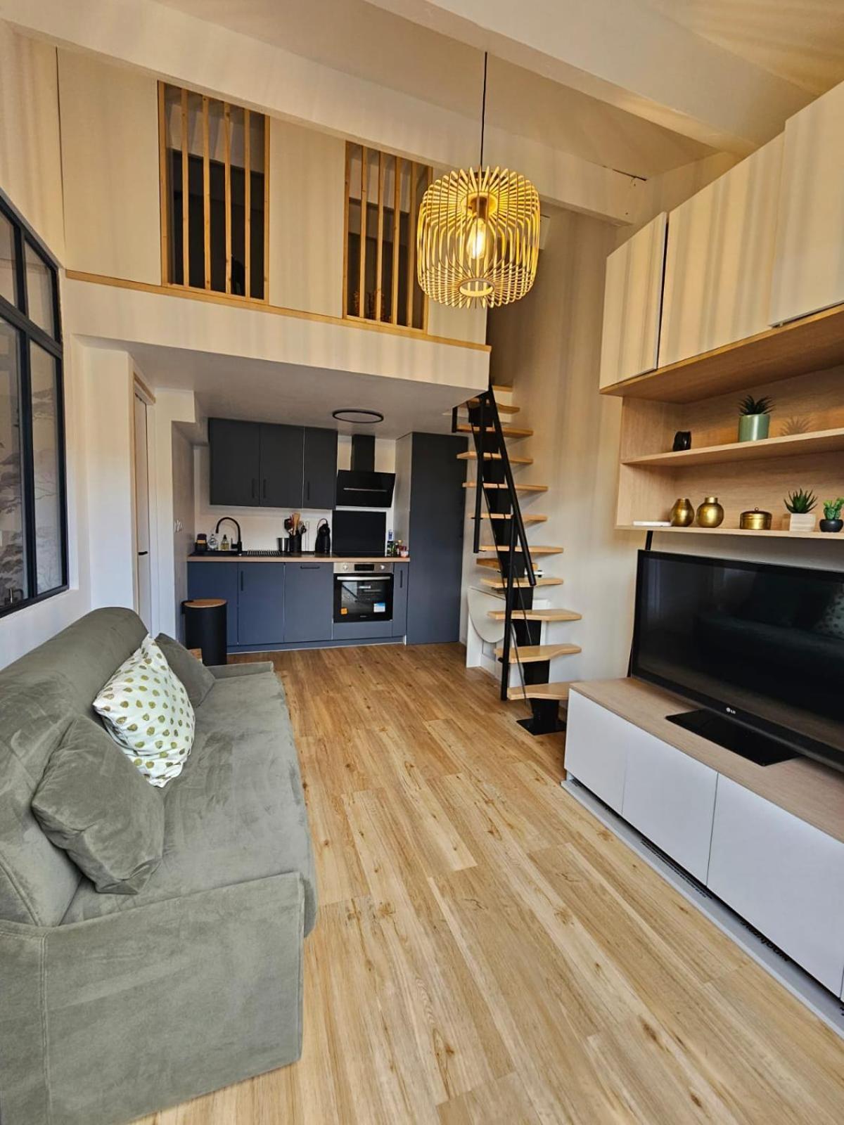 Petite Maison Coquette 30 M2 A 100 M De La * Frontignan