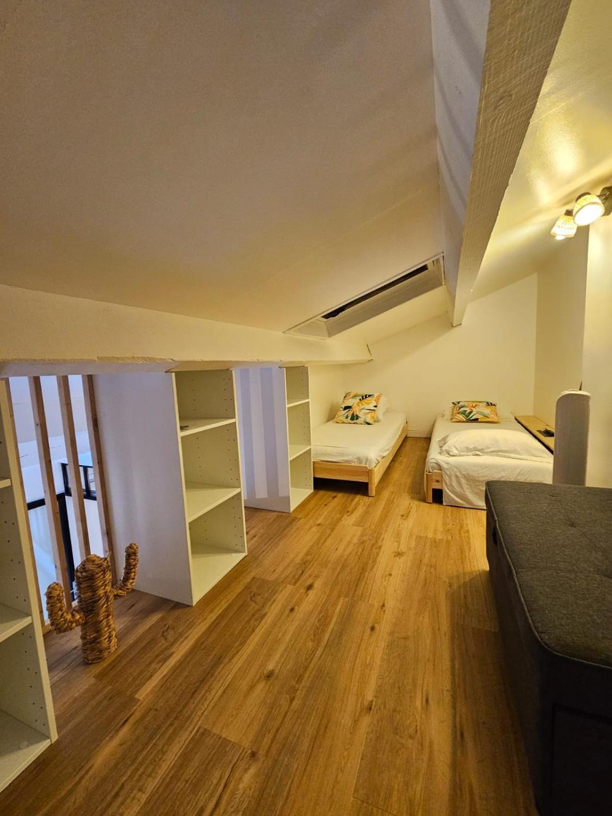 Holiday home Petite Maison Coquette 30 M2 A 100 M De La